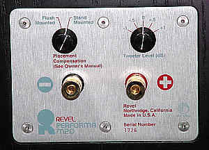 RevelPerformaM20Backpanel.jpg (11796 bytes)